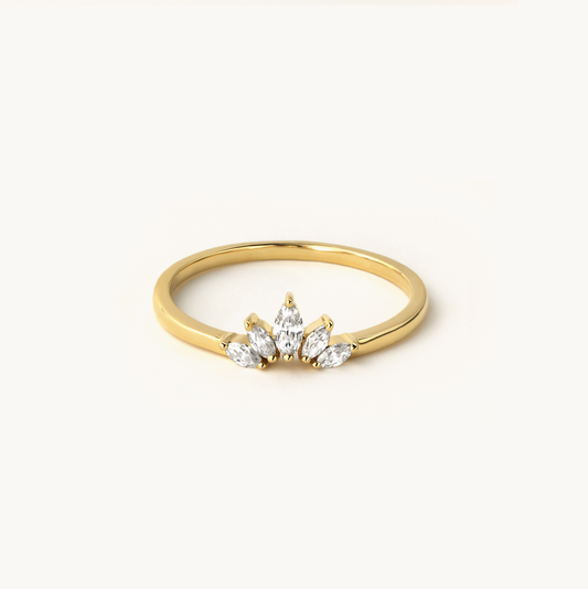 Dainty Crown Ring